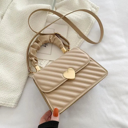 Chic Love Shoulder Bag - Little Addiction