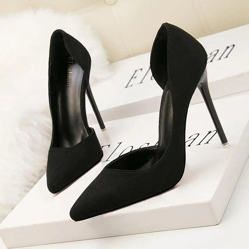 Women's Low-cut Pointed-toe Side Hollow-out Shoes - Little Addiction