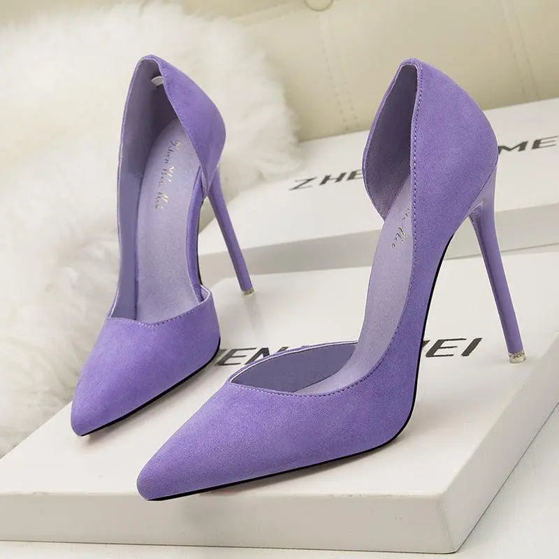 Women's Low-cut Pointed-toe Side Hollow-out Shoes - Little Addiction